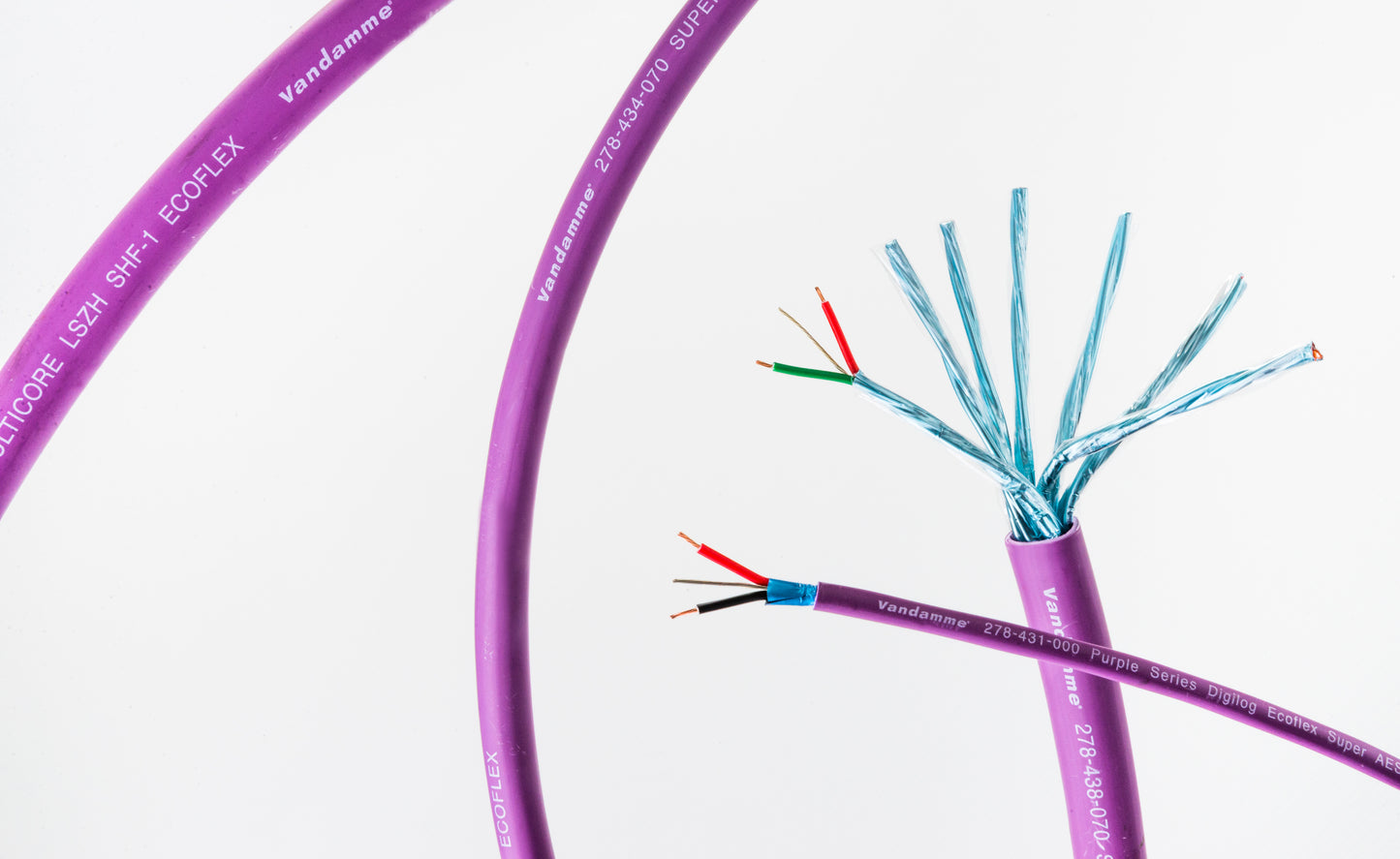 Van Damme Super Purple Series Digilog Enhanced AES/Analogue Instalation Cable