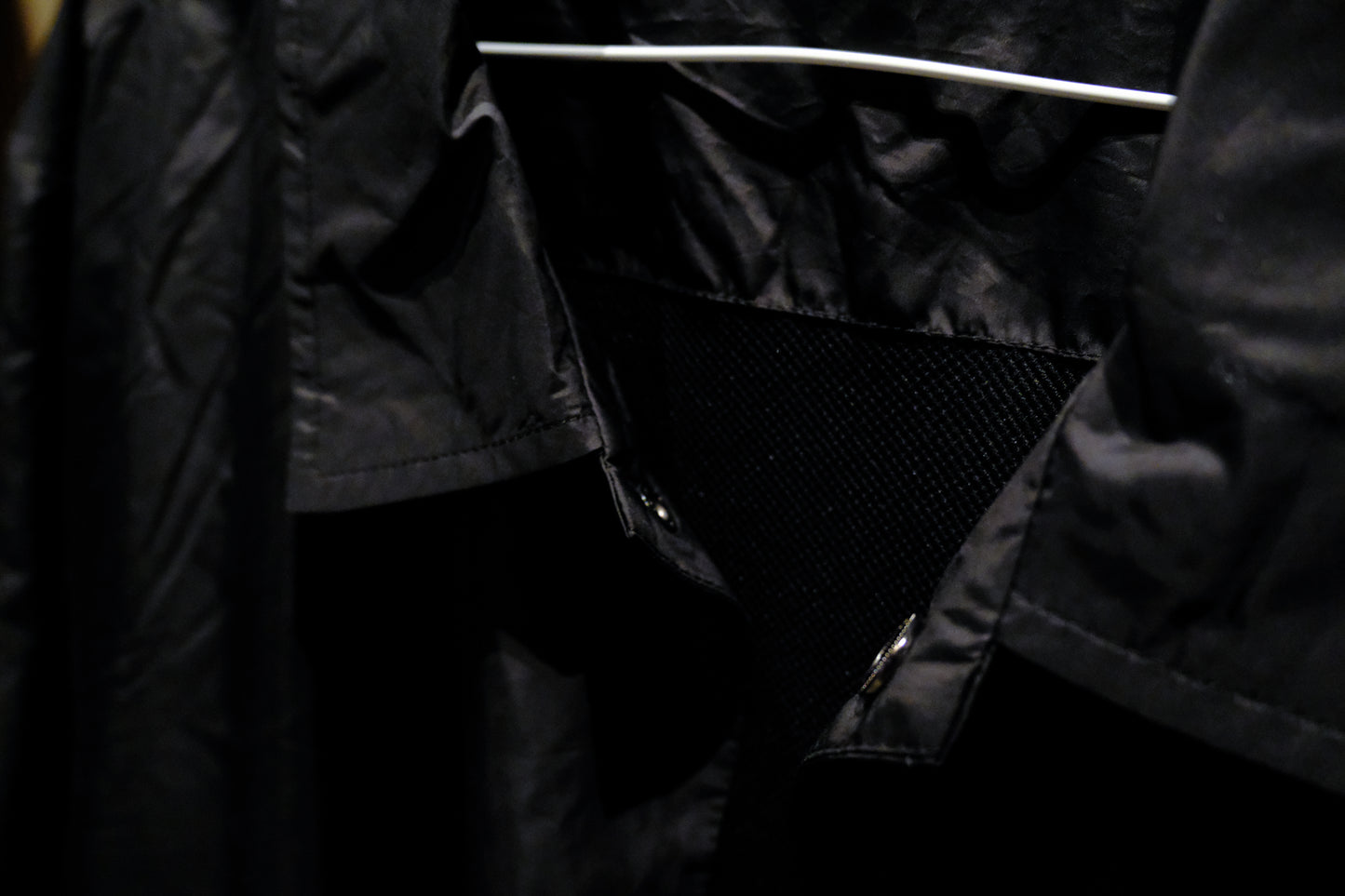 Warm, analog Windbreaker