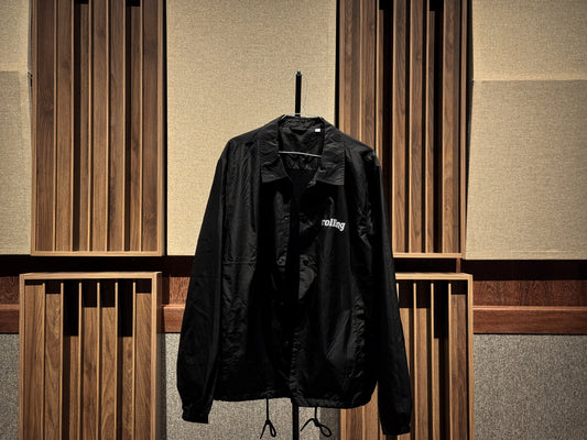Warm, analog Windbreaker